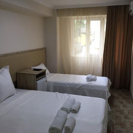 Femi Ji Batumi Exterior photo
